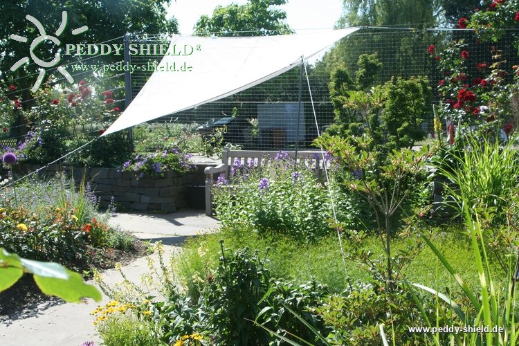 Vierecksegel 2,5 x 3 m - Farbe  hell silbergrau - komplett mit dauerelastischen Spanngurten u. Montagematerial