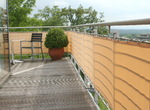 Dachterrasse mit Balkonblende als Sichtschut z