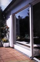Auenbeschattung Fenster mit Sonnensegeln in Seilspanntechnik