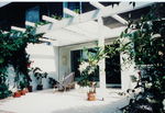 Sonnenschutz Terrasse mit groer Rahmenpergola mit Sonnensegel 270 x 140 cm und der Seilspanntechnik Pergola
